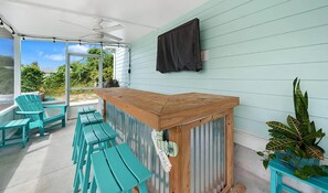 House, Multiple Beds (Lah De Dah) | Outdoor dining