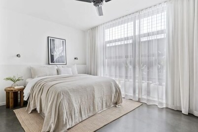 Maple on Albert, Berry - by Linnaeus Collection