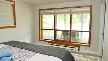 6 bedrooms, bed sheets