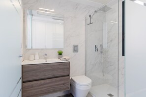 Bathroom - Majestic Greens by Fidalsa (Algorfa)