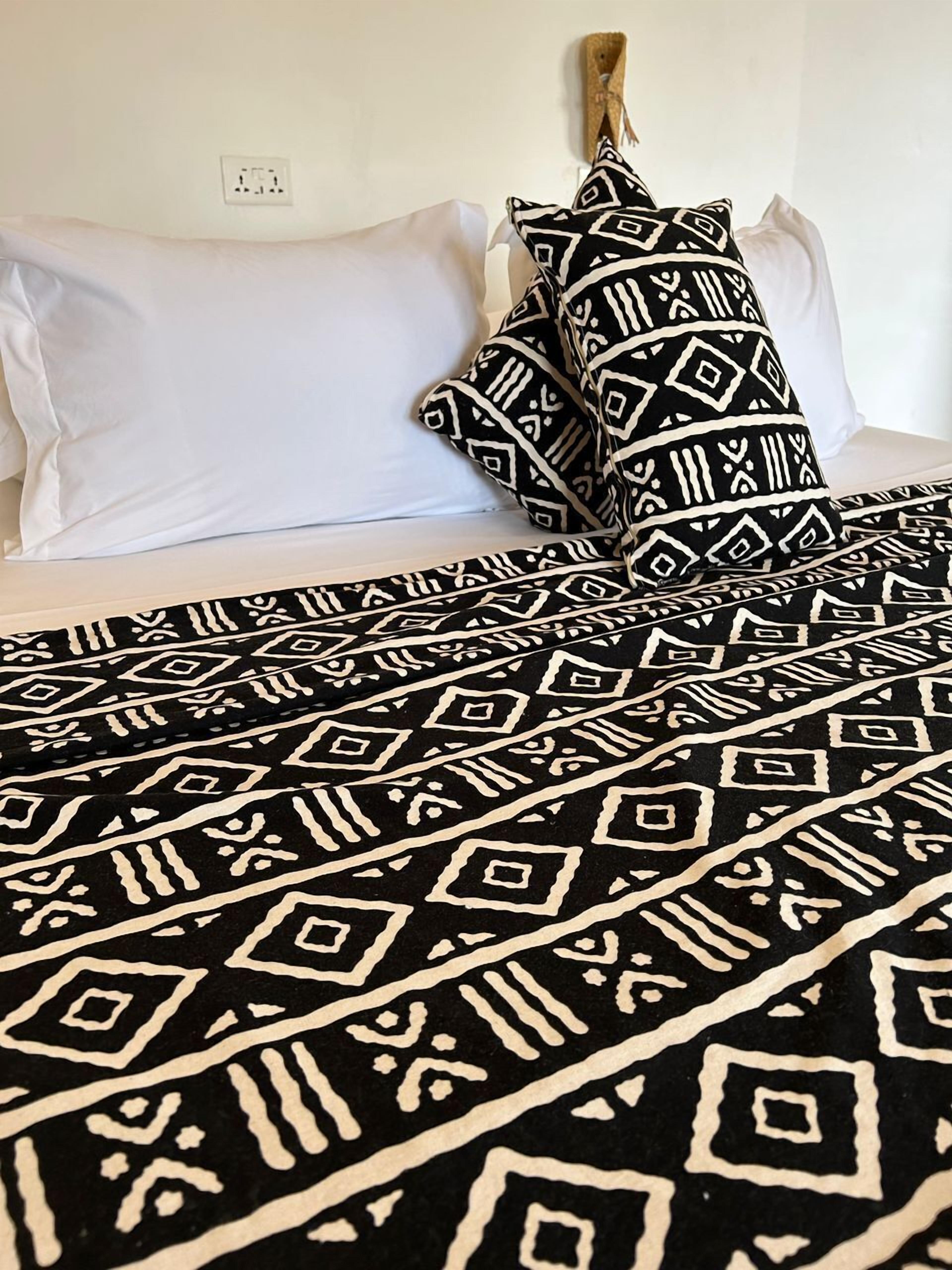 Chalet, Beach View | Desk, laptop workspace, free WiFi