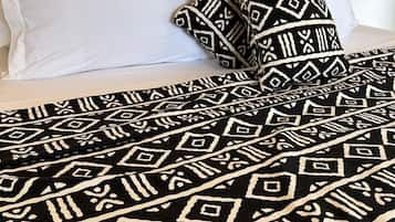 Chalet, Beach View | Desk, laptop workspace, free WiFi