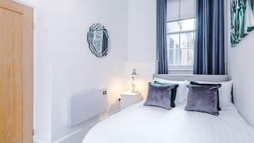 Apartamento | 2 dormitorios, escritorio, espacio para trabajar con un portátil