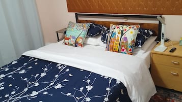 1 dormitori, wifi i roba de llit