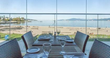 Kitsilano Getaway - Near Beach - 10 min to Downtown