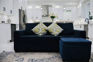 TV, fireplace, video games, stereo