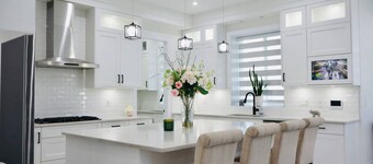 Luxurious 4BR - Family Retreat - King Beds