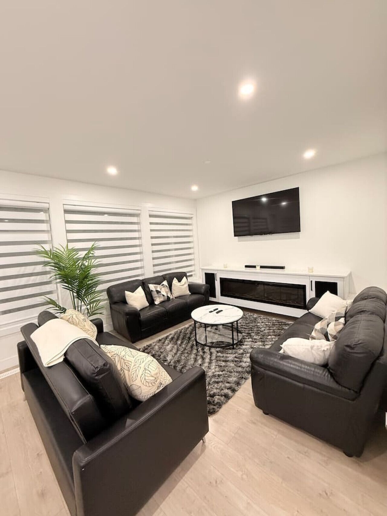 TV, fireplace, video games, table tennis