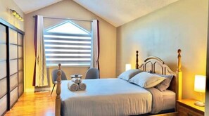 3 habitaciones, escritorio, wifi y ropa de cama 