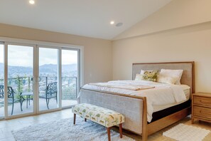 4 chambres, fer et planche à repasser, Wi-Fi, draps fournis