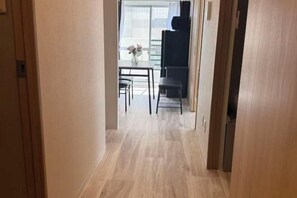 Room - Kuromon Royal Ueno Apartment (Osaka)