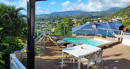 Beautiful apartment with private pool and exceptional sea view