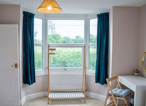 Spacious Heritage Home for Families & Groups