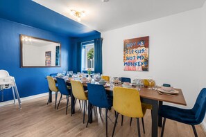 Dining - Tudor-Themed 6-Bed Village Gem (Powick)