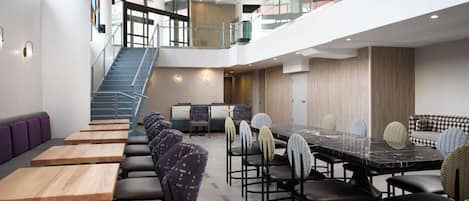 Tägliches kontinentales Frühstück gegen Gebühr