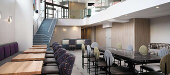 內迪亞，BW簽名系列