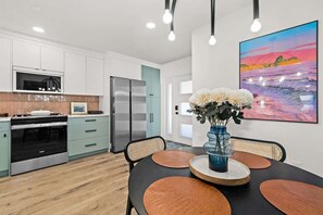 Dining - Modern Townhome I 3 Minute Walk the Beach I Patio/ (Cape Canaveral)