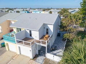 Exterior - Modern Townhome I 3 Minute Walk the Beach I Patio/ (Cape Canaveral)