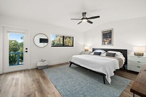 3 bedrooms, desk, iron/ironing board, free WiFi - Modern Townhome I 3 Minute Walk the Beach I Patio/ (Cape Canaveral)