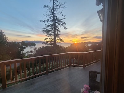 The Sweet Suite at The Dolls' Dome-ane on historic Chuckanut Drive