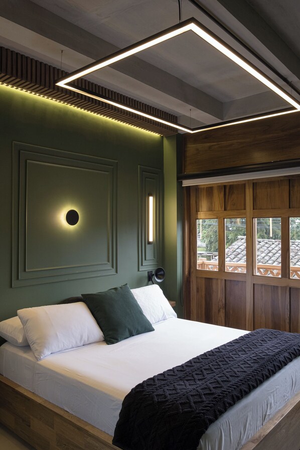 Superior-Doppelzimmer, Stadtblick | Zimmersafe, Verdunkelungsvorhänge, schallisolierte Zimmer