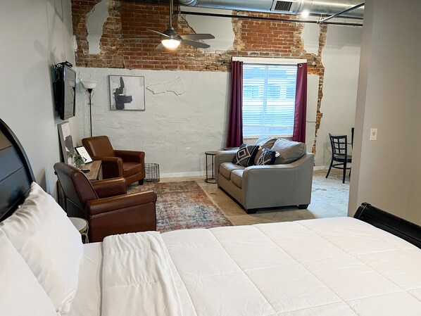 1 chambre, fer et planche à repasser, Wi-Fi, draps fournis