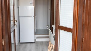 Interior - ✨Relax at Lake Garda – Free Wi-Fi, Private Garden (Lombardia)