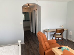 4 Schlafzimmer, Bügeleisen/Bügelbrett, WLAN, Bettwäsche