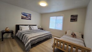 3 bedrooms, free WiFi, bed sheets