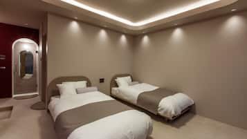 Individually furnished, blackout curtains, free WiFi, bed sheets