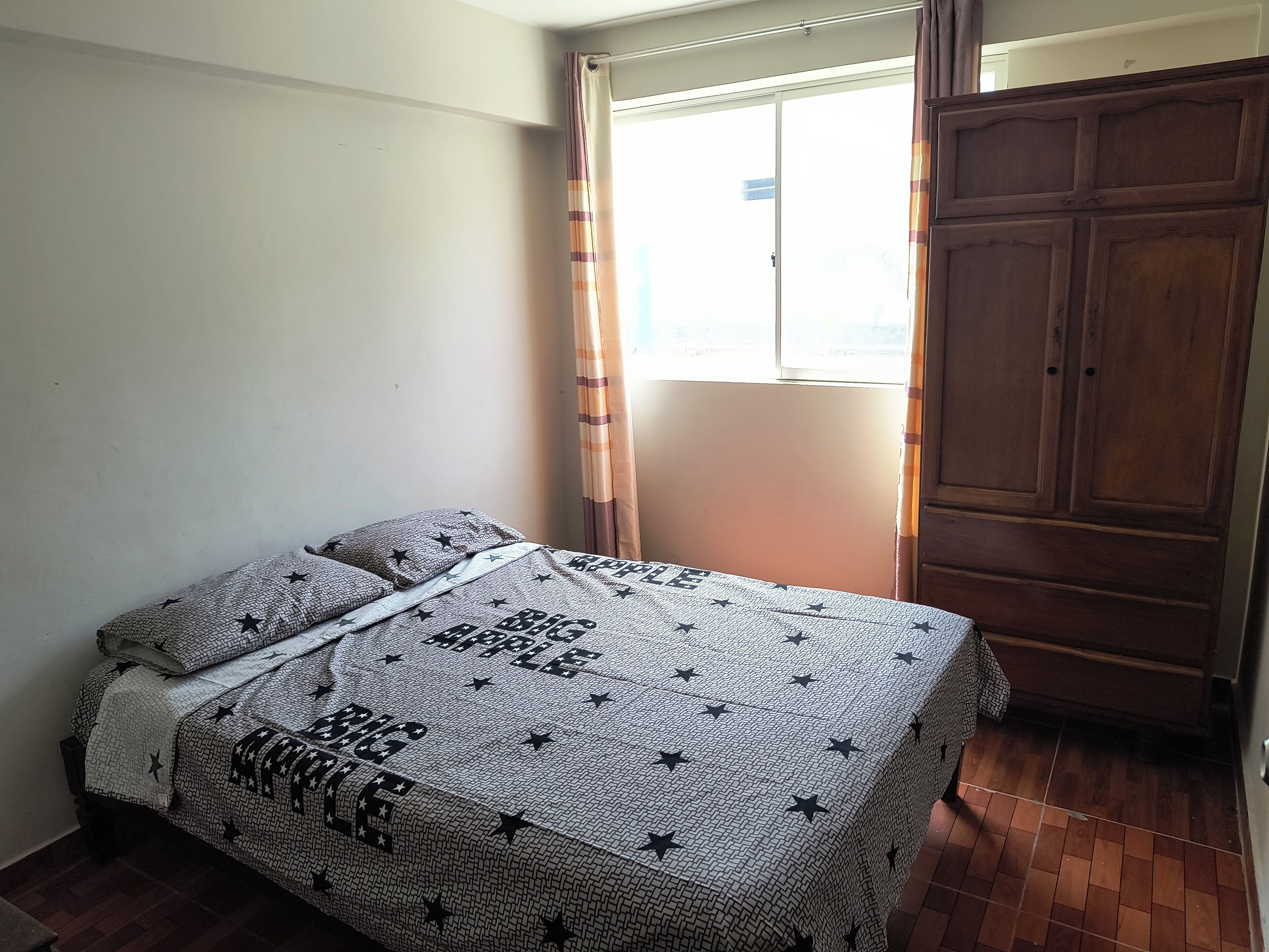 2 habitaciones y ropa de cama 