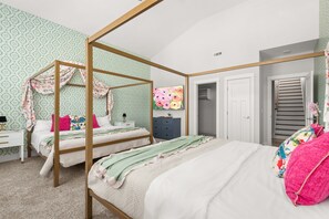 4 Schlafzimmer, Bügeleisen/Bügelbrett, Reisekinderbett, kostenloses WLAN