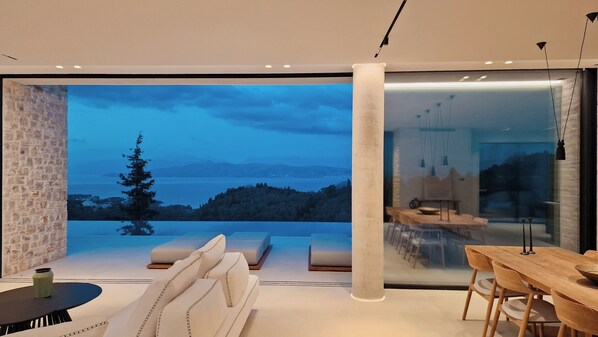 Dining - Luxury Villa with Infinity Pool & Sea Views in Northeast Corfu (kassiopi)
