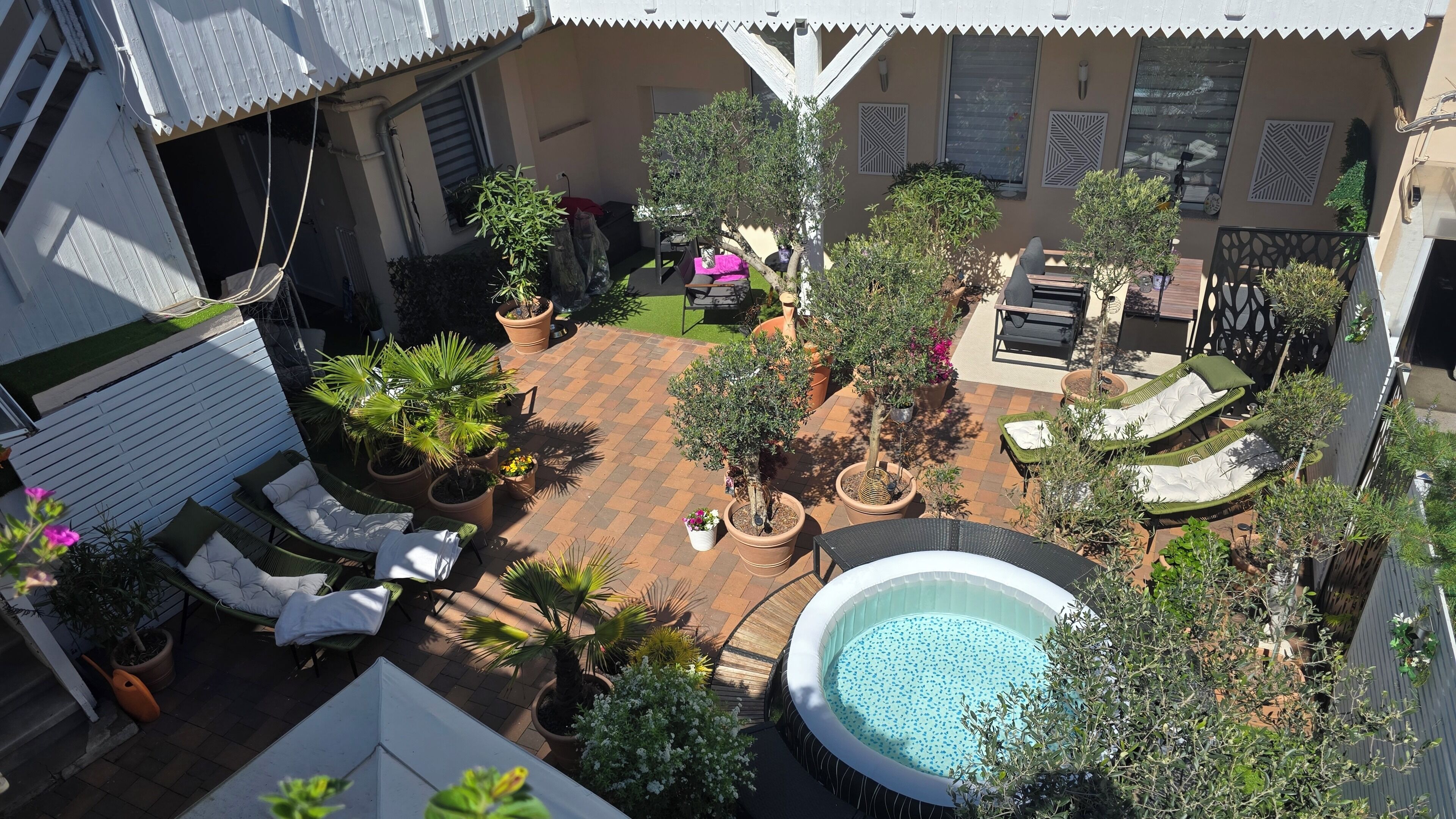Terrace/patio