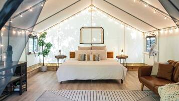 1 habitación y ropa de cama