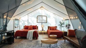 1 habitación y ropa de cama