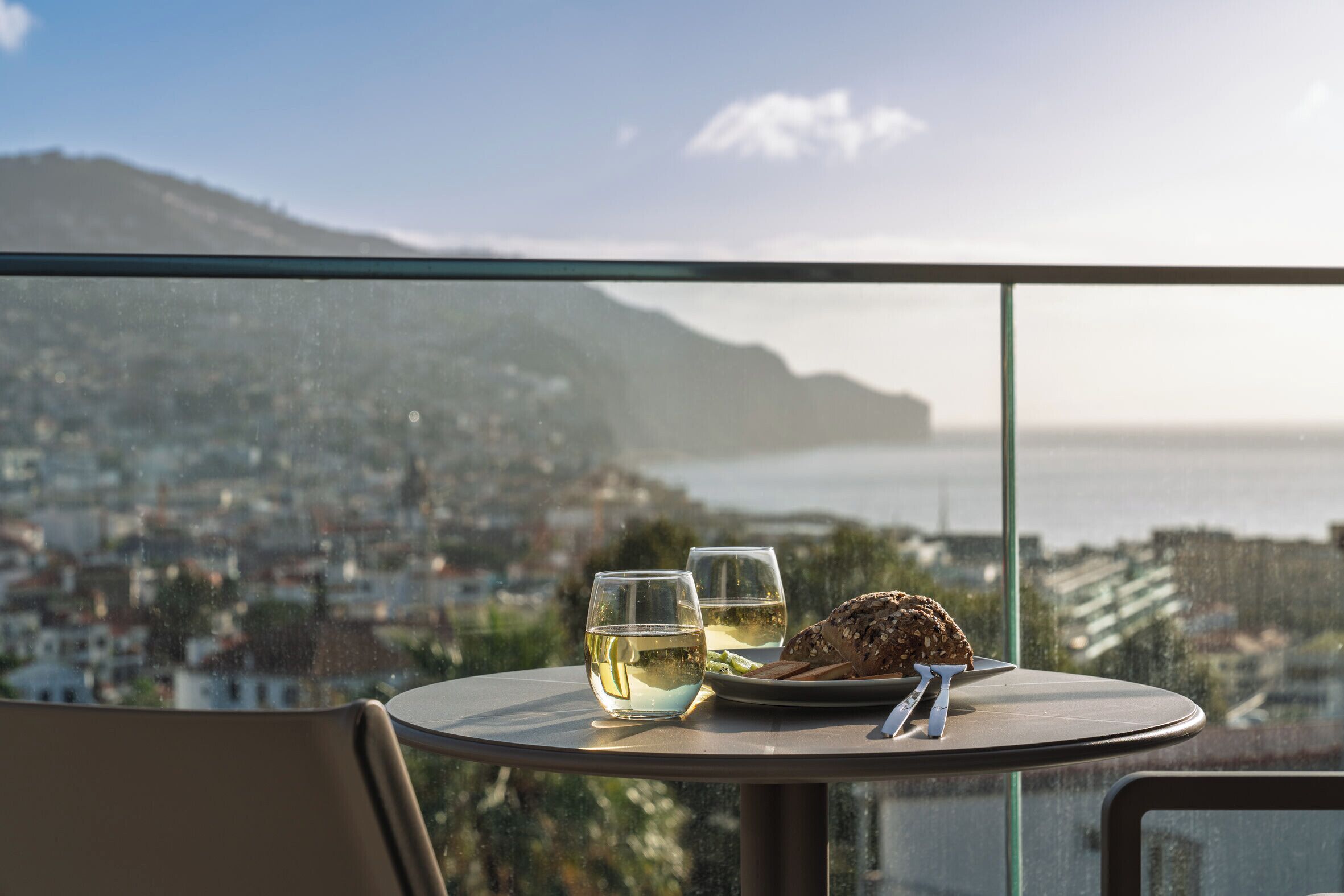 تناول الطعام بالخارج