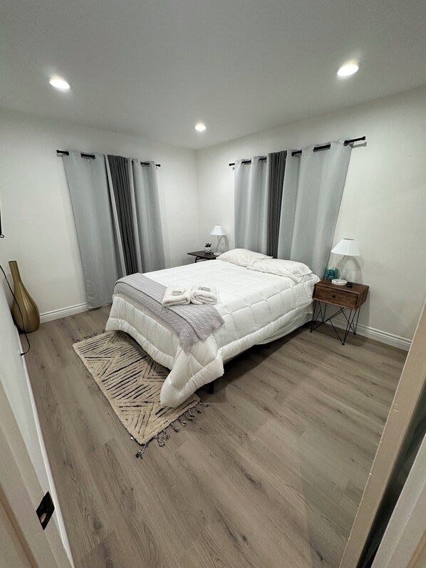 1 chambre, fer et planche à repasser, Wi-Fi, draps fournis