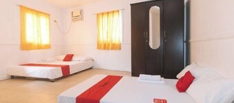 RedDoorz @ Moss Hotel Guevarra Dasmarinas