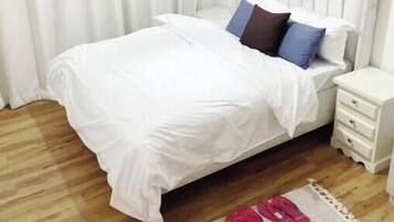 2 bedrooms, WiFi, bed sheets