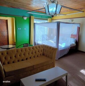 5 dormitoris, wifi i roba de llit