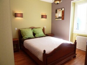 2 dormitorios y Internet