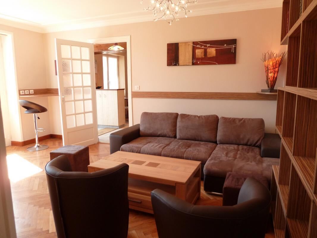 Televisie en een open haard