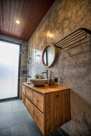 Slippers - Mawa Villas Canggu (Canggu)