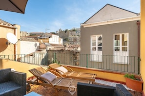 Terassi/patio