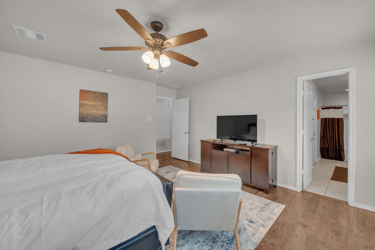 Photo 20 of Cozy 3-Bedroom Retreat with BBQ & Games