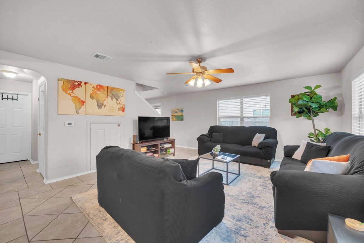 Photo 15 of Cozy 3-Bedroom Retreat with BBQ & Games