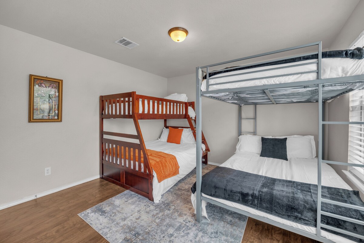 Photo 9 of Cozy 3-Bedroom Retreat with BBQ & Games