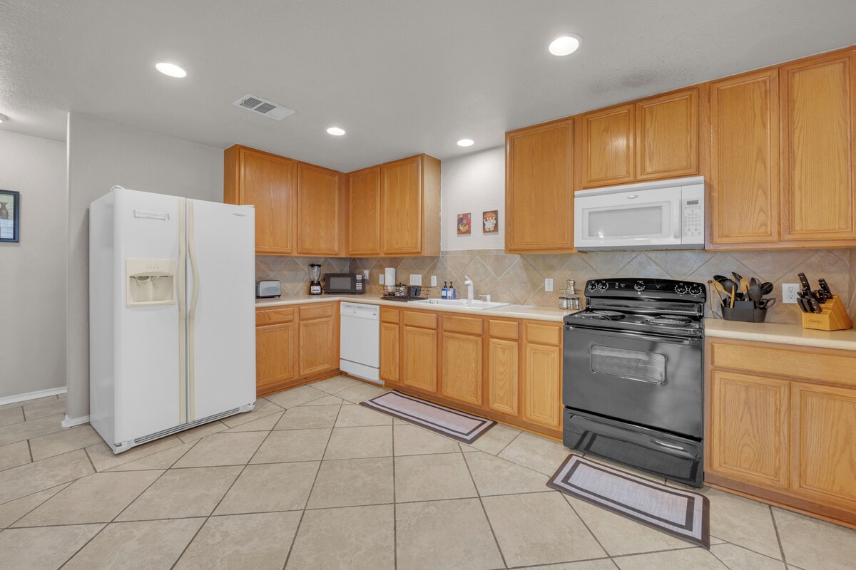 Photo 11 of Cozy 3-Bedroom Retreat with BBQ & Games