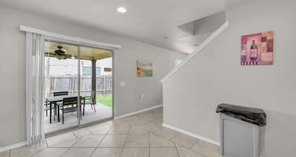 Cozy 3-Bedroom Retreat with BBQ & Games